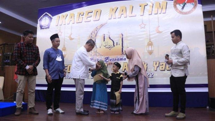 Bangun Silaturrahmi, IKAGEO ITNY Kaltim Gelar Buka Puasa Bersama Anak Panti Asuhan